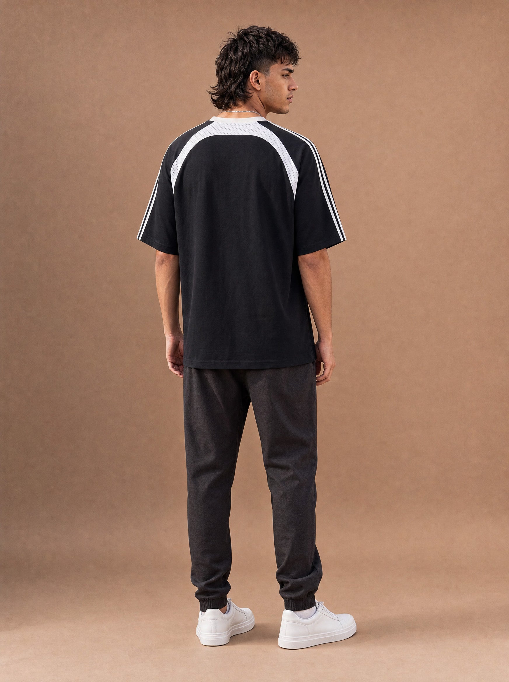 The Off-Duty Warmup Crewneck Tee (Onyx)