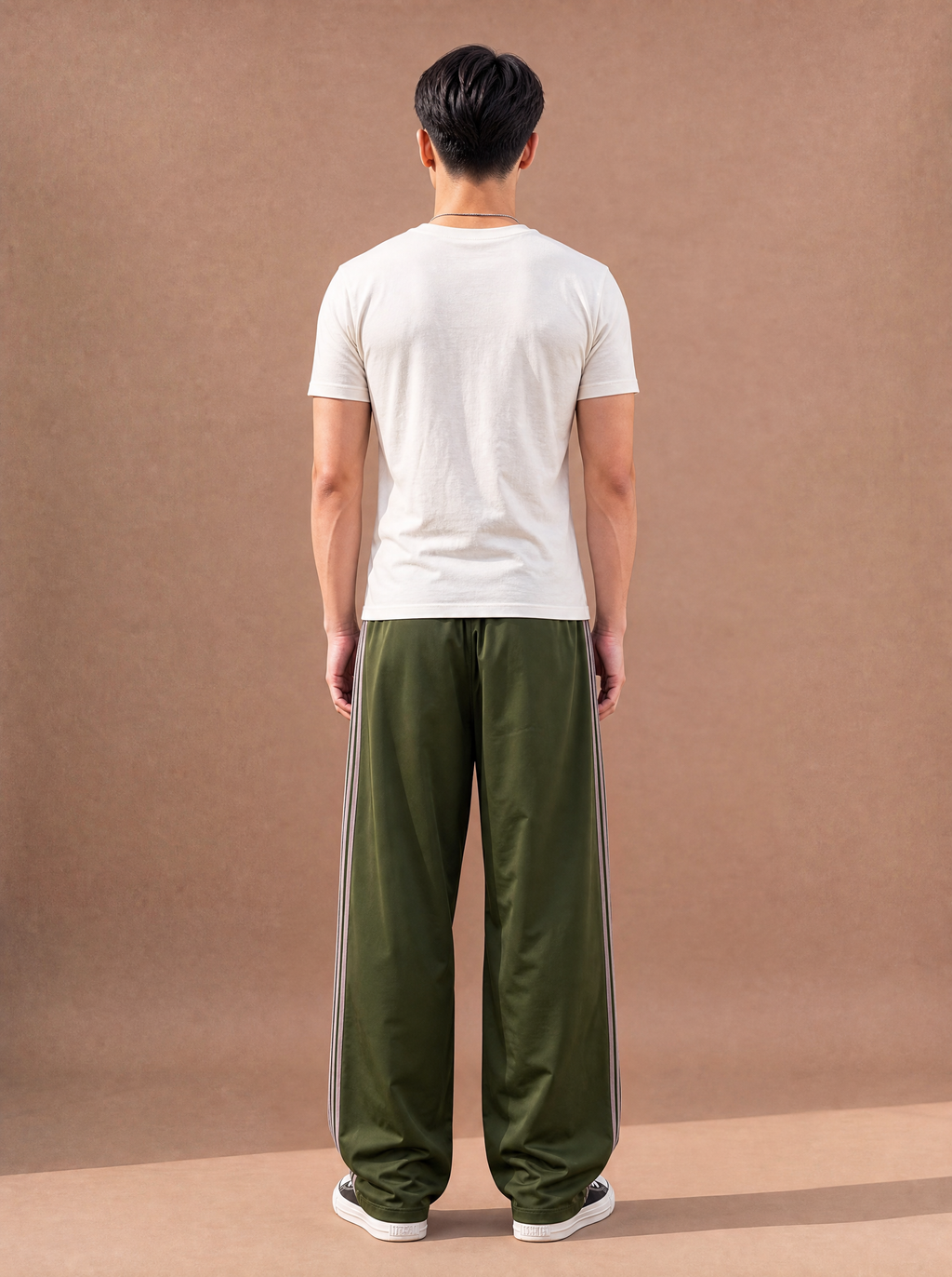 The Smooth Move Track Pant (Olive)