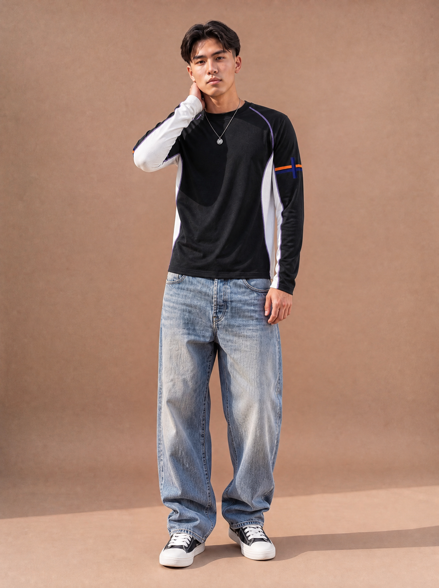 The Dolomites Long Sleeve Crew (Black/White)